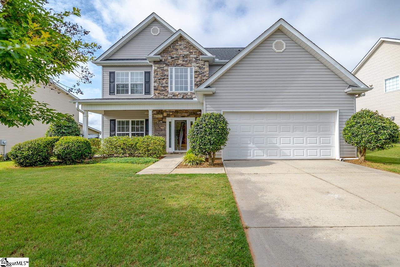 Property image 1 at 33 Hurshfield Court, Taylors, SC 29687