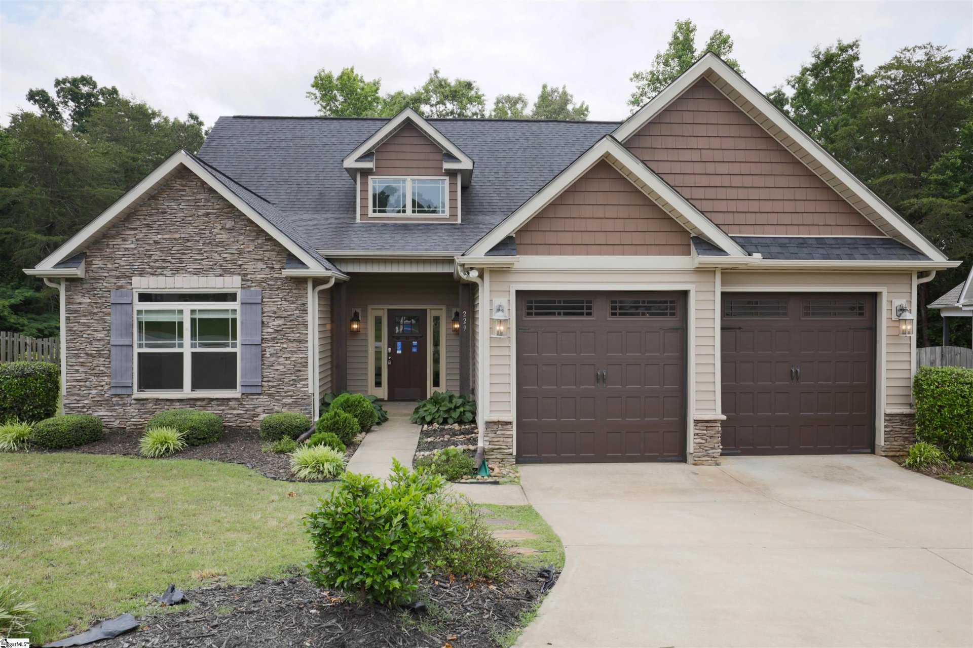Property image 1 at 229 Brenleigh Court, Simpsonville, SC 29680
