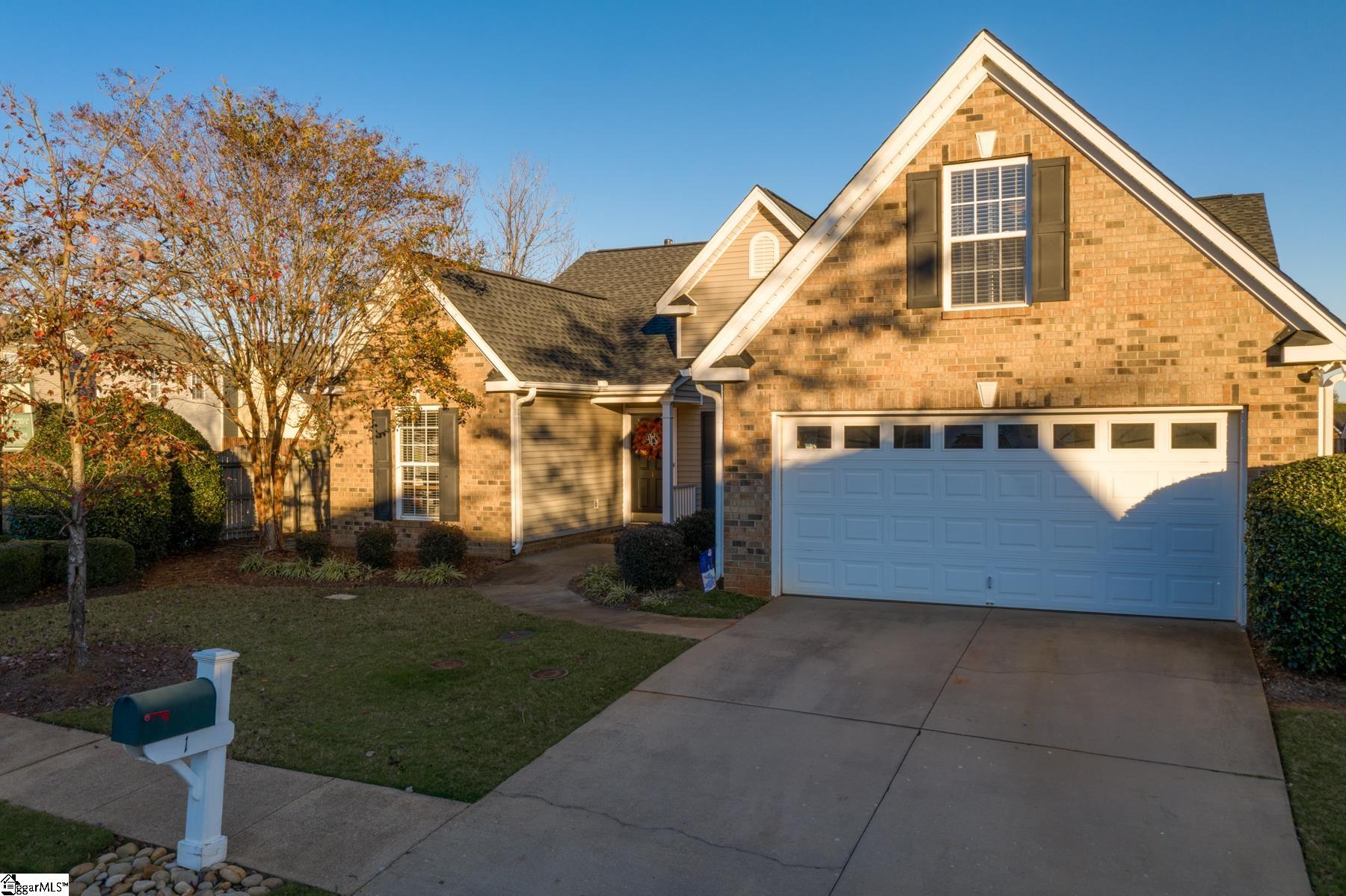 Property image 1 at 1 Medford Place, Simpsonville, SC 29681
