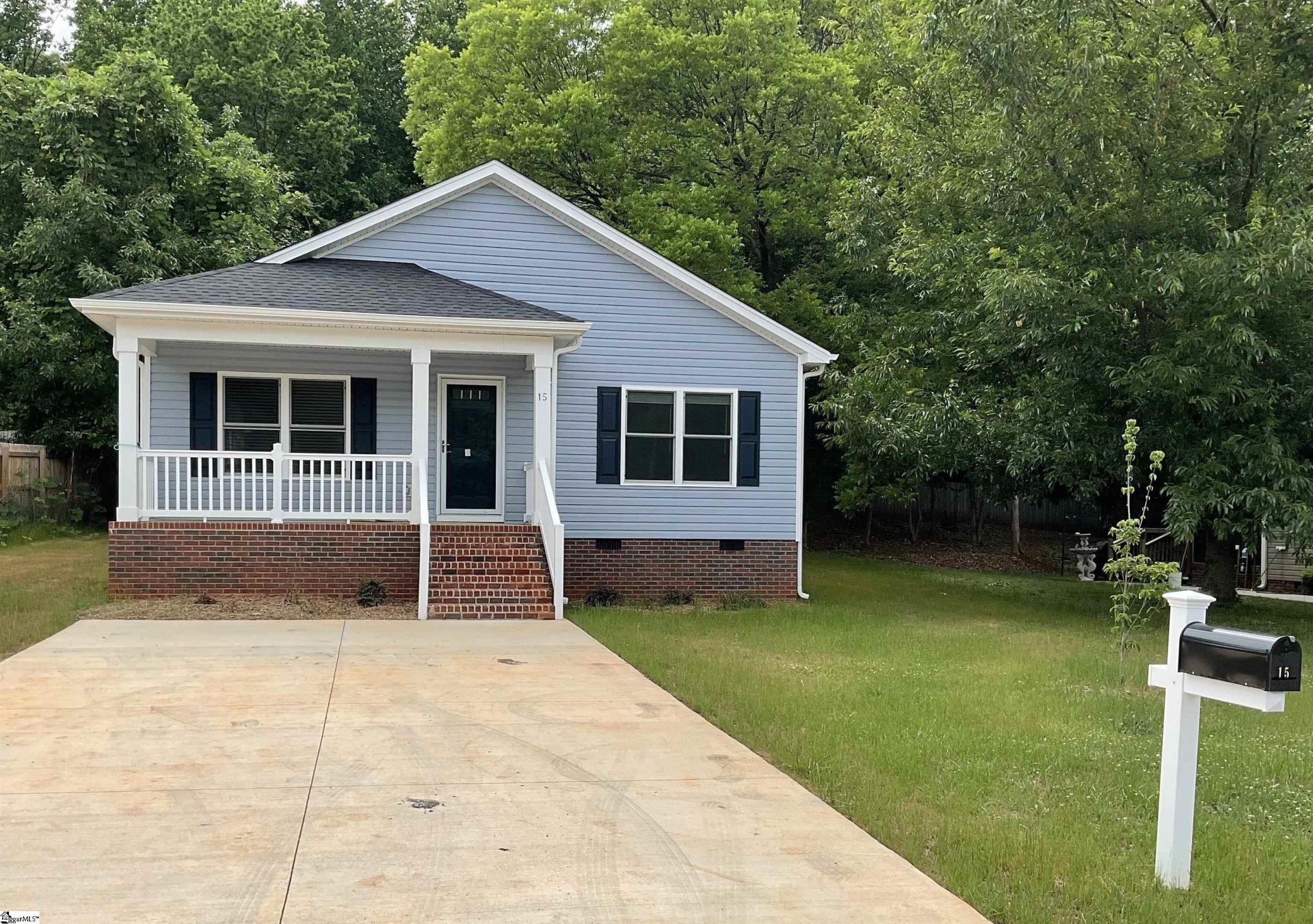 Property image 1 at 15 Marie Street, Greenville, SC 29609