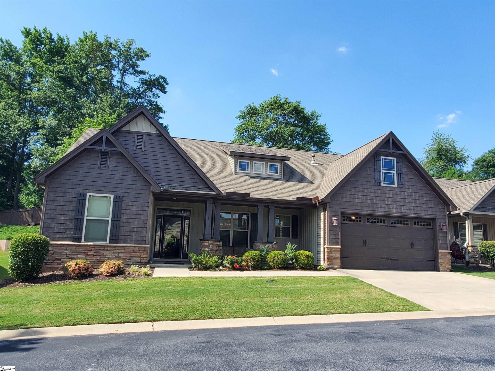 Property image 1 at 5 Runamo Way, Taylors, SC 29687