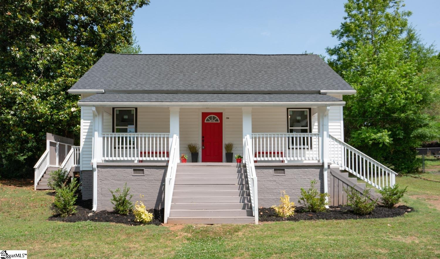 Property image 1 at 206 Woodside Circle, Simpsonville, SC 29681