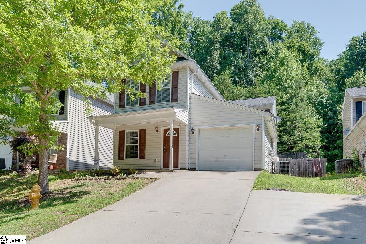 Property image 1 at 33 Birdsong Lane, Taylors, SC 29687