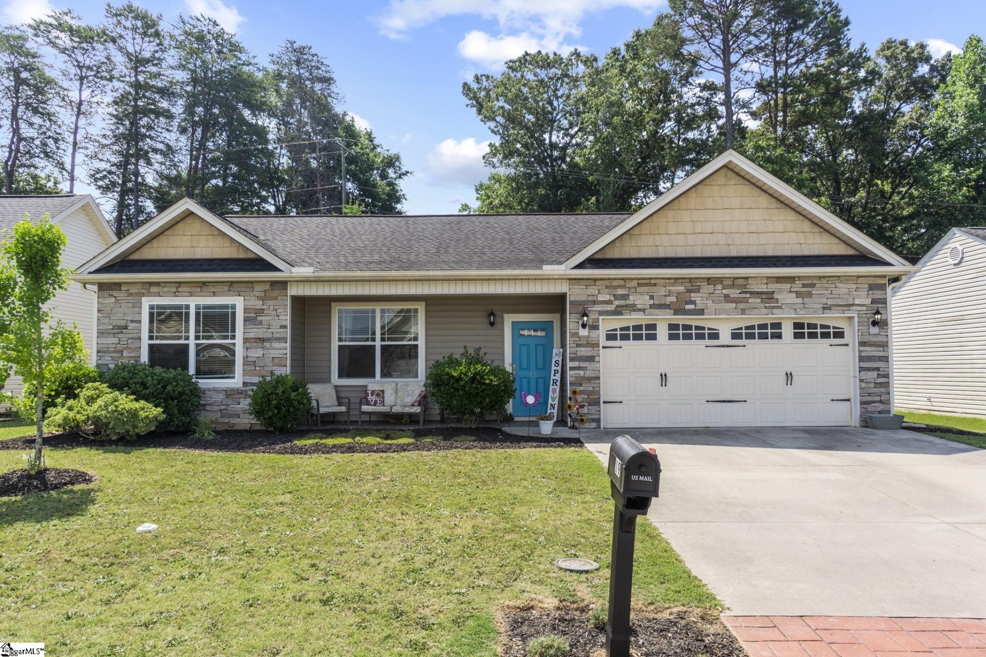 Property image 1 at 19 Kavanagh Court, Greenville, SC 29611