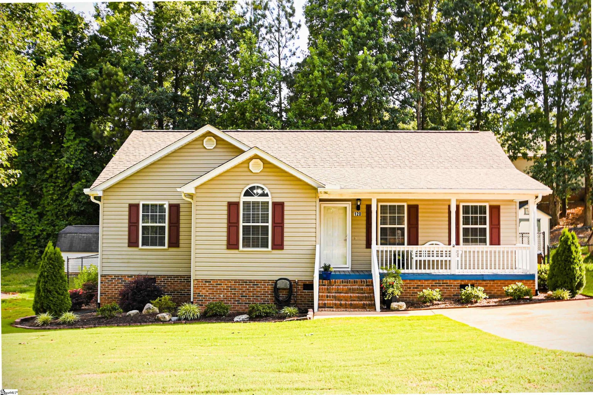 Property image 1 at 120 Brown Road, Easley, SC 29642-9140