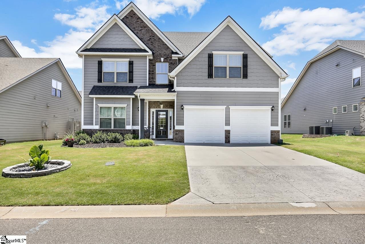 Property image 1 at 525 Grandon Road, Greer, SC 29651