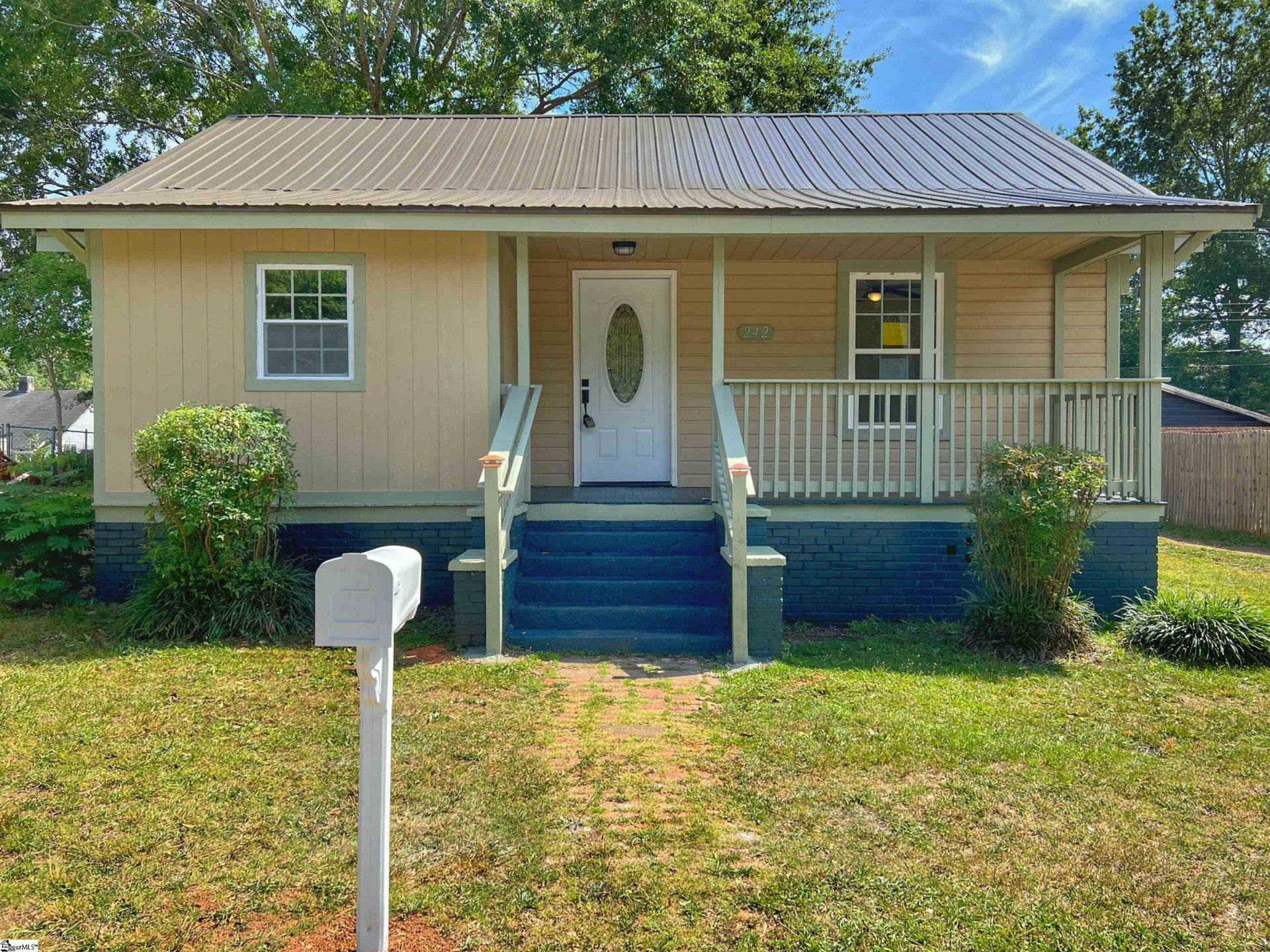 Property image 1 at 242 Poole Street, Woodruff, SC 29388