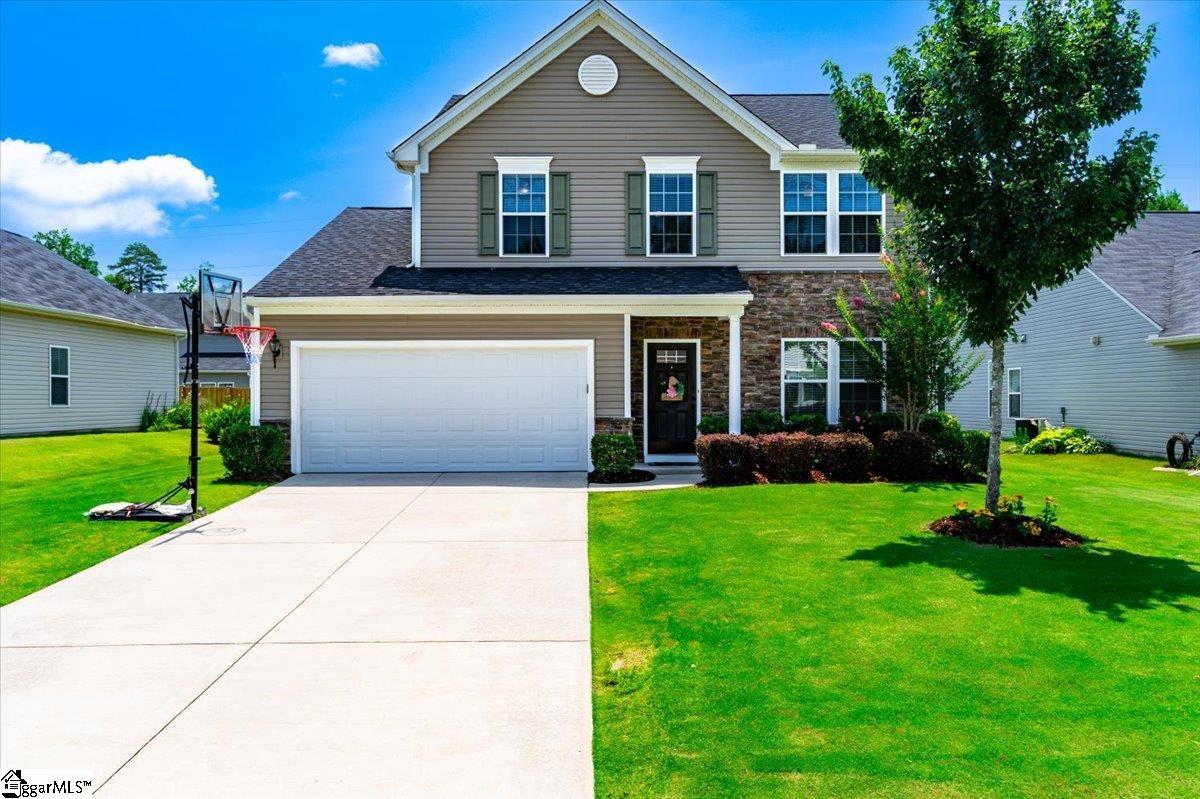 Property image 1 at 135 Hamilton Court, Easley, SC 29642-3066