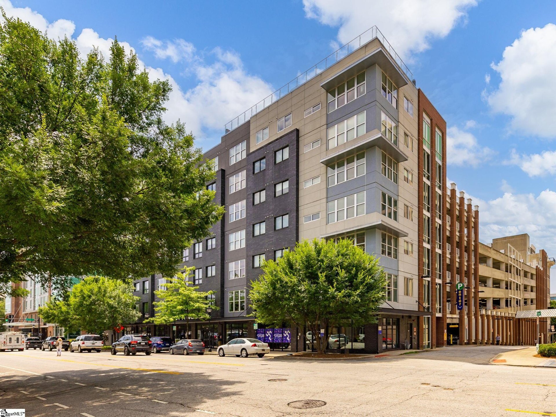 100 E Washington Street