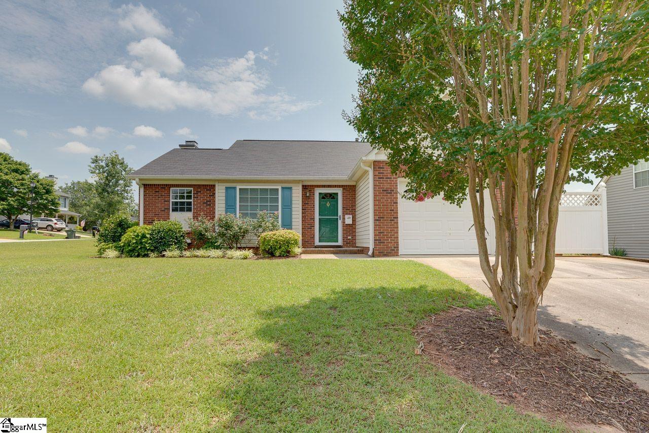 Property image 1 at 1 Little Fox Court, Greer, SC 29650