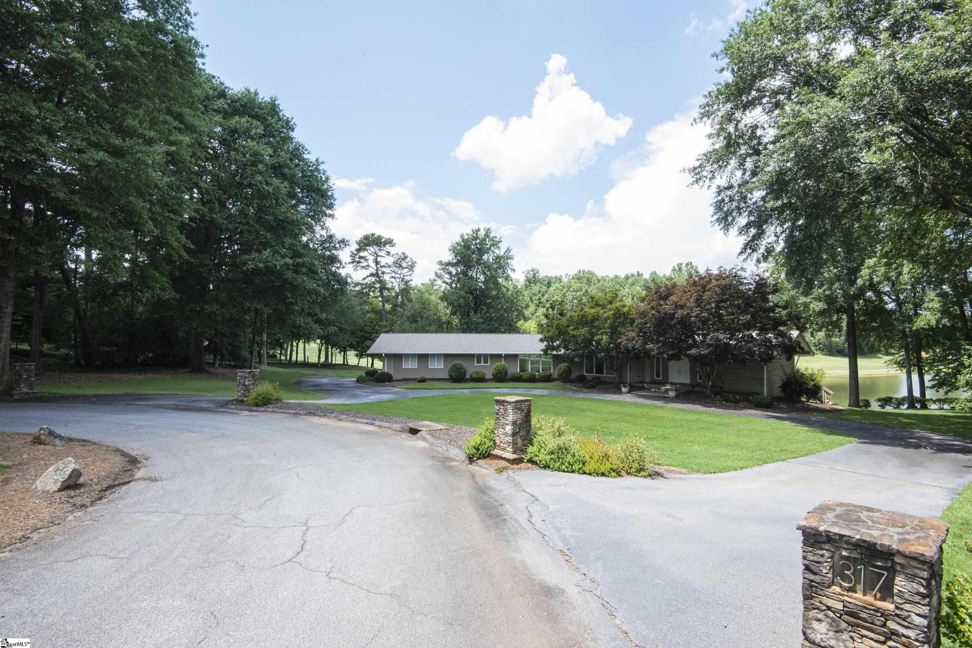 Property image 1 at 317 Sunrise Valley Road, Greenville, SC 29617