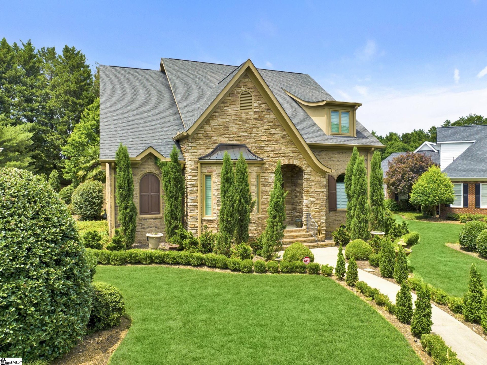 Property image 1 at 9 E Cleveland Bay Street, Greenville, SC 29615