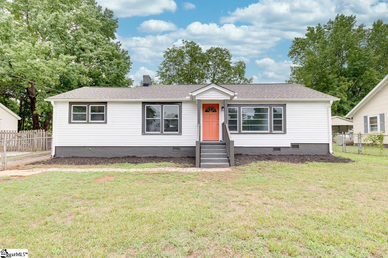 Property image 1 at 219 McDowell Street, Greenville, SC 29611