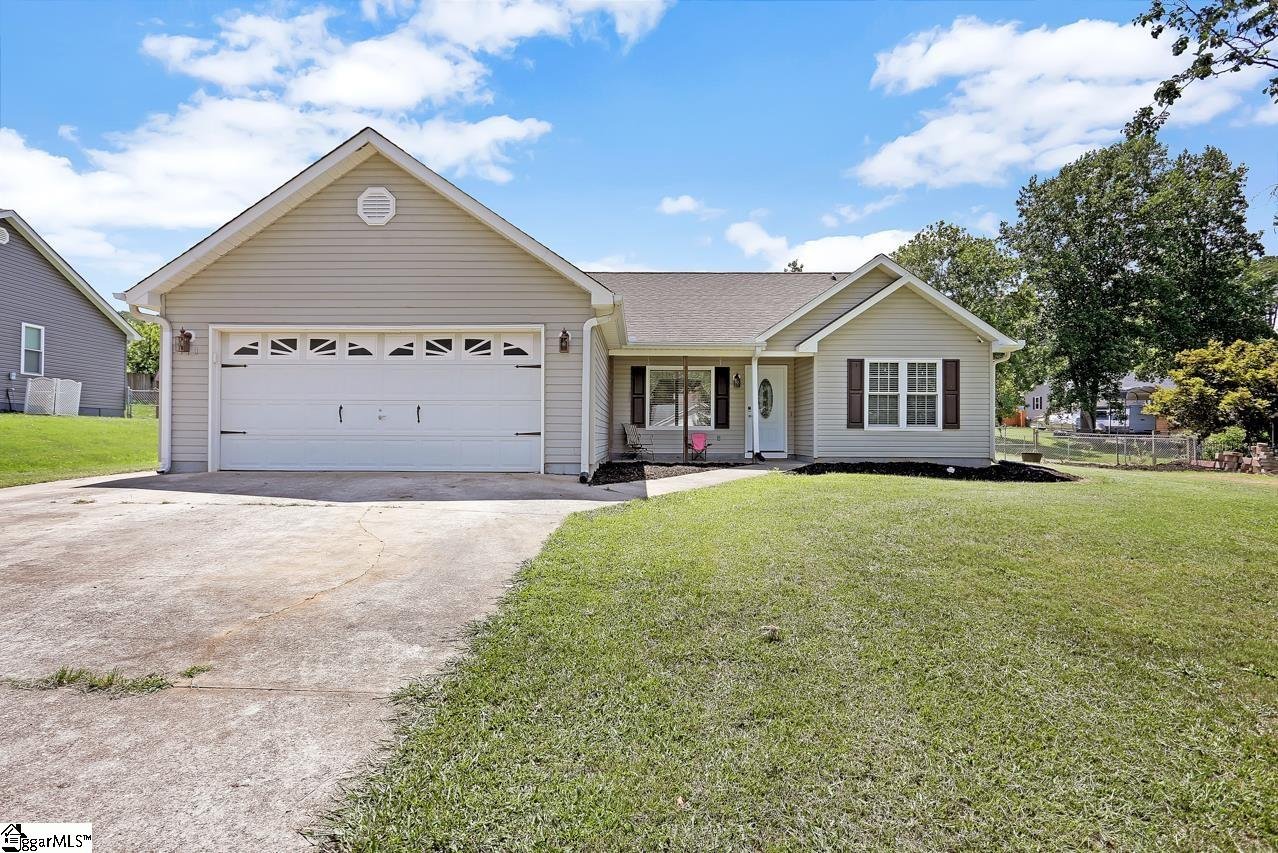 Property image 1 at 110 Teal Drive, Easley, SC 29642