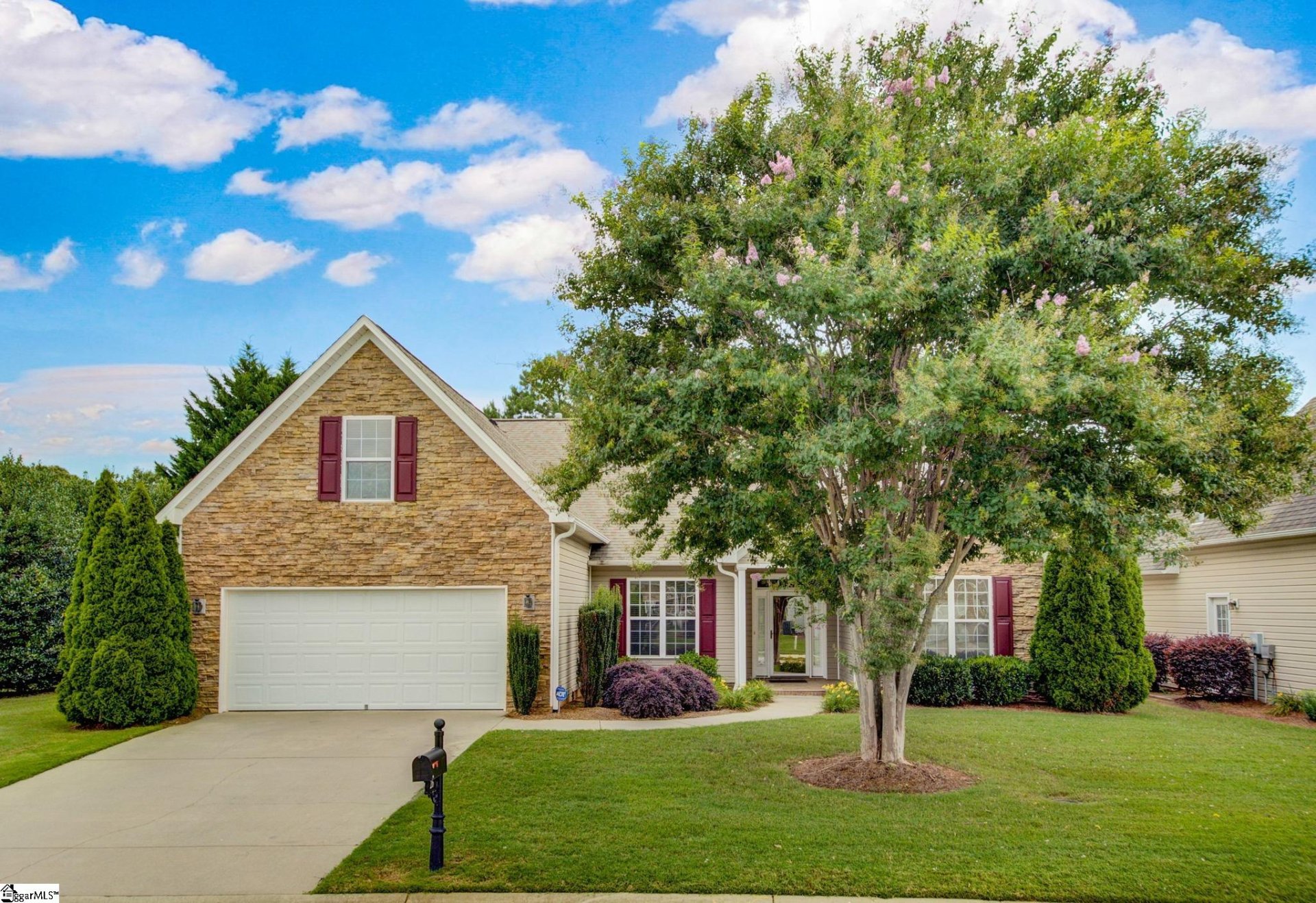 Property image 1 at 26 Rain Flower Drive, Greenville, SC 29615