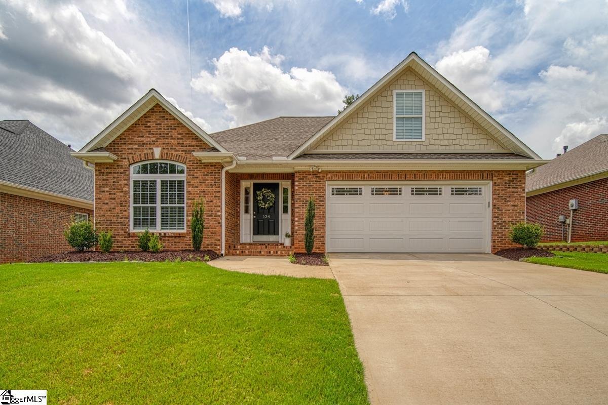 134 Hidden Ridge Drive