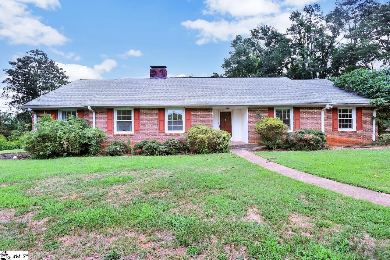 Property image 1 at 205 Hermitage Road, Greenville, SC 29615