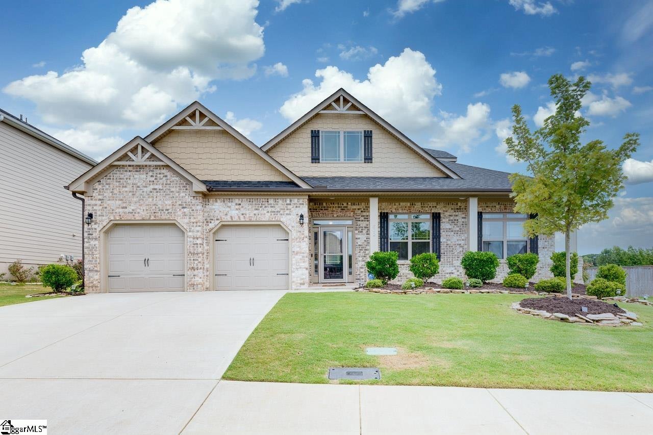 Property image 1 at 802 Shoredale Lane, Simpsonville, SC 29681