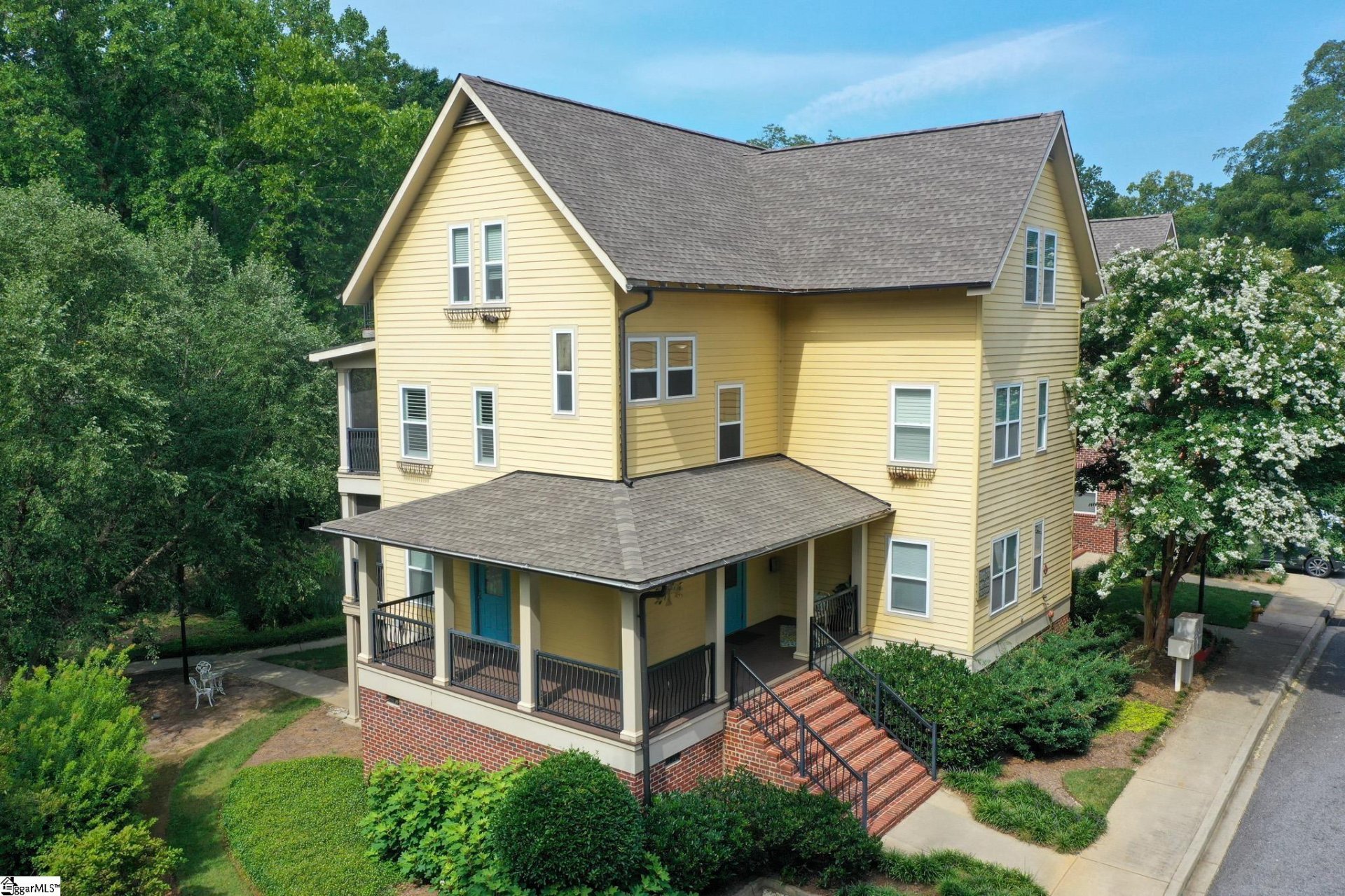 Property image 1 at 204 E Park Avenue, Greenville, SC 29601