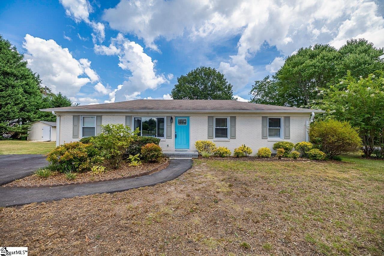 Property image 1 at 113 Roosevelt Drive, Easley, SC 29642