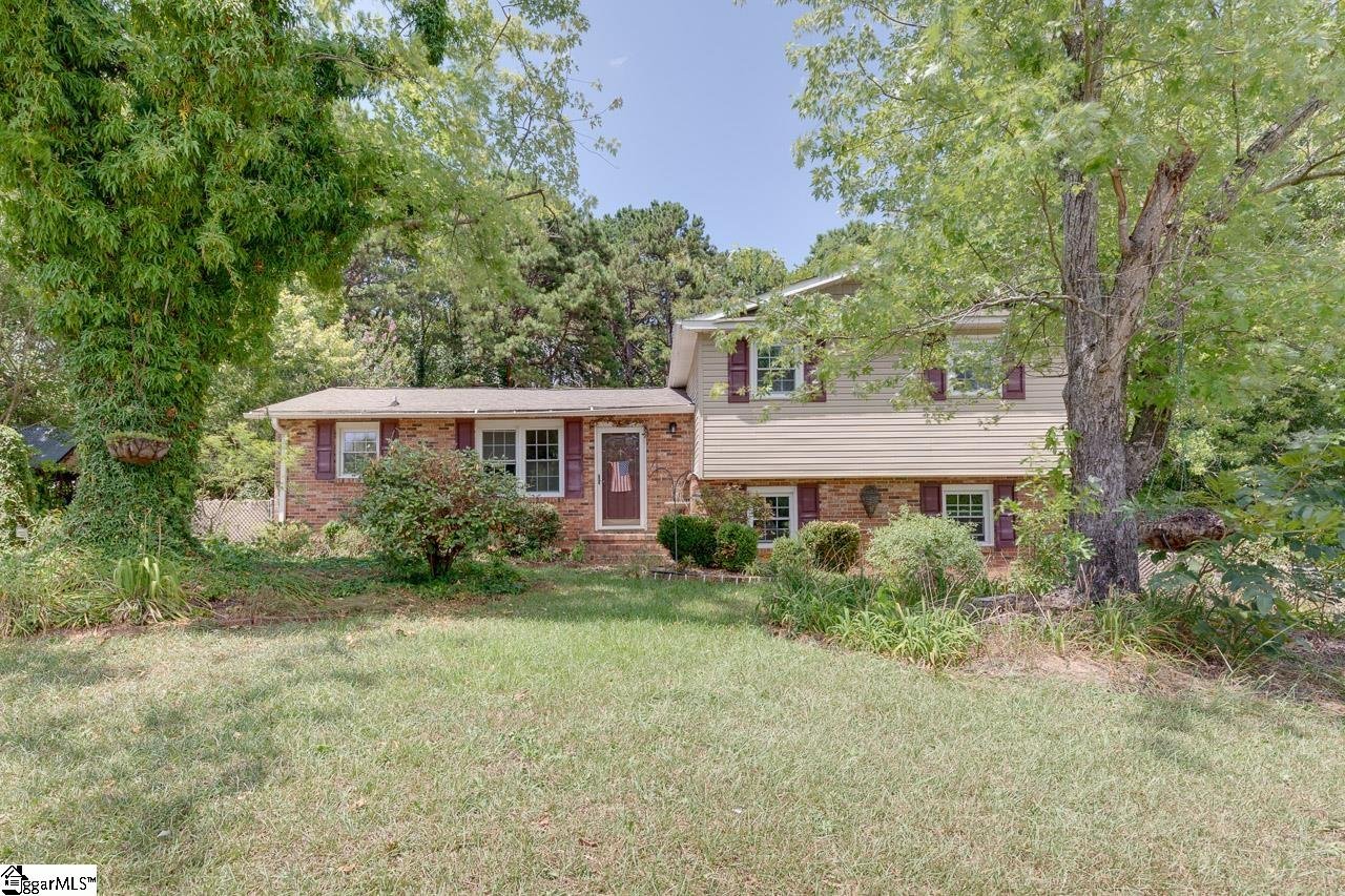 Property image 1 at 714 Fairview Street, Fountain Inn, SC 29644