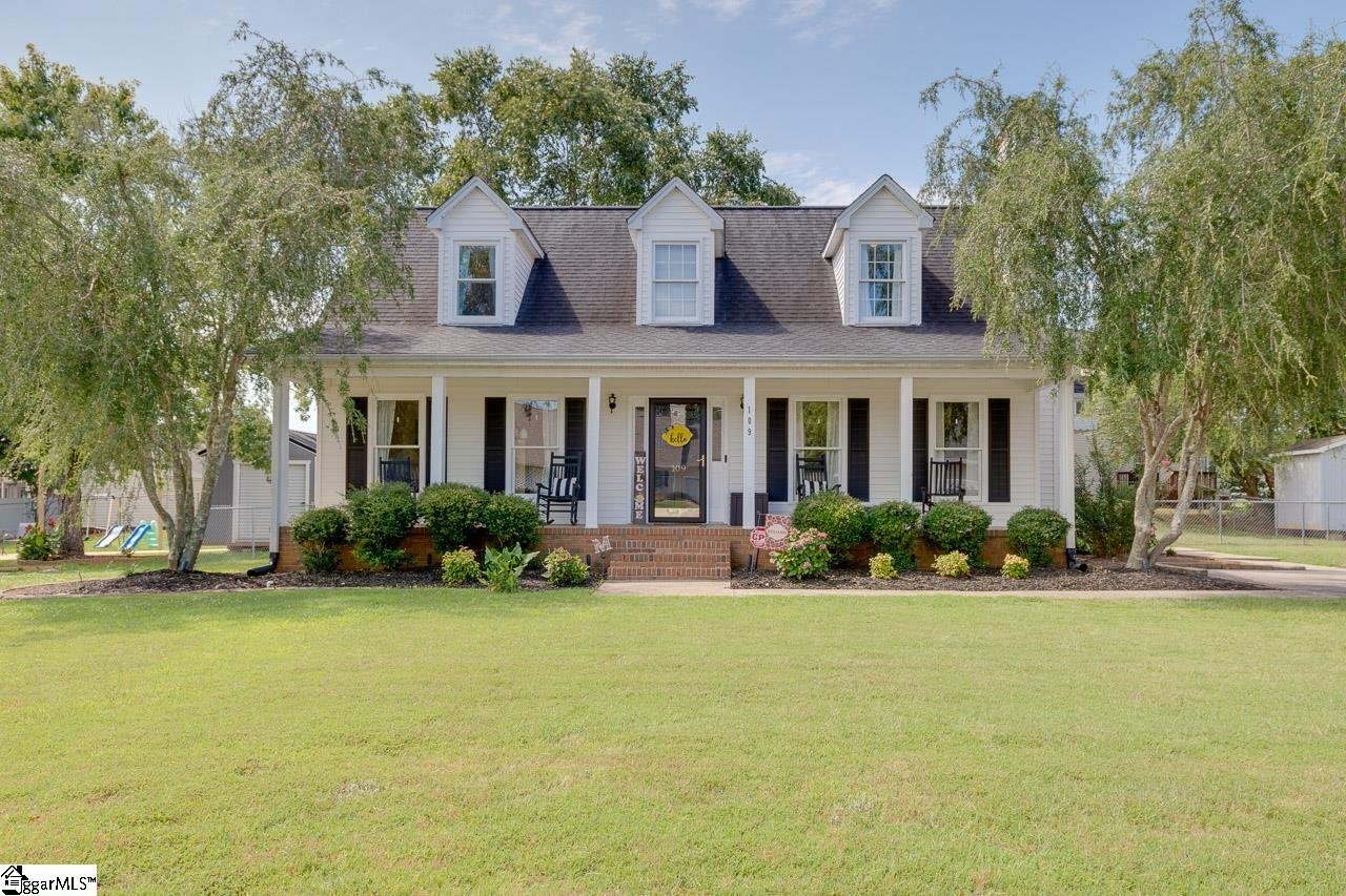Property image 1 at 109 Patio Road, Easley, SC 29642