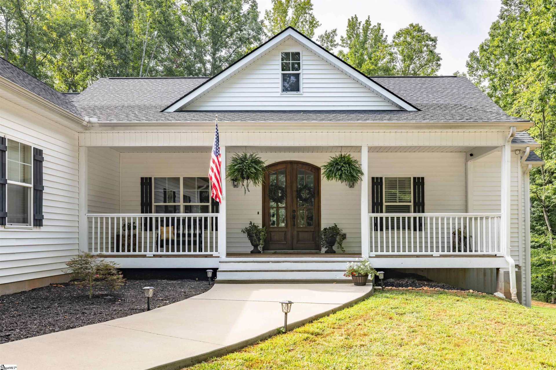 Property image 1 at 639 Grandwood Boulevard, Gray Court, SC 29645-6337