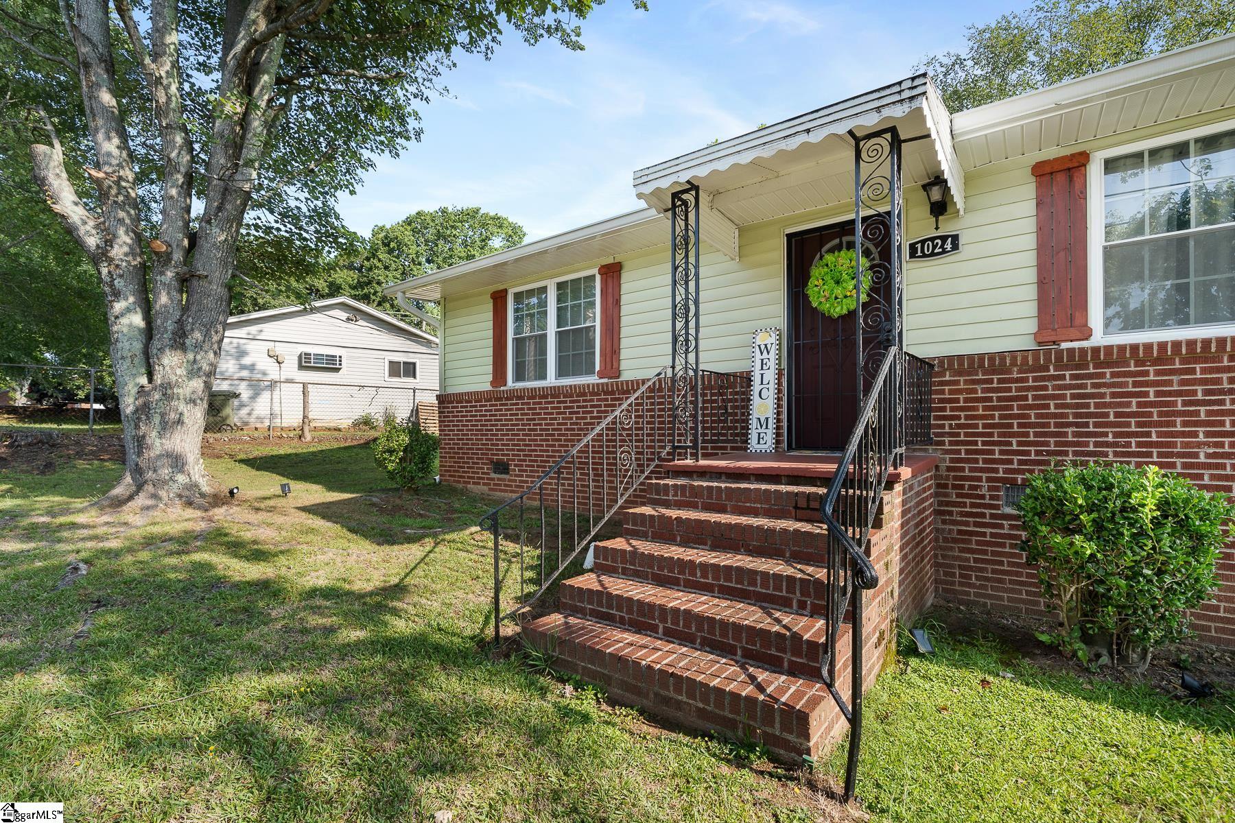 Property image 1 at 1024 N FRANKLIN Road, Greenville, SC 29617