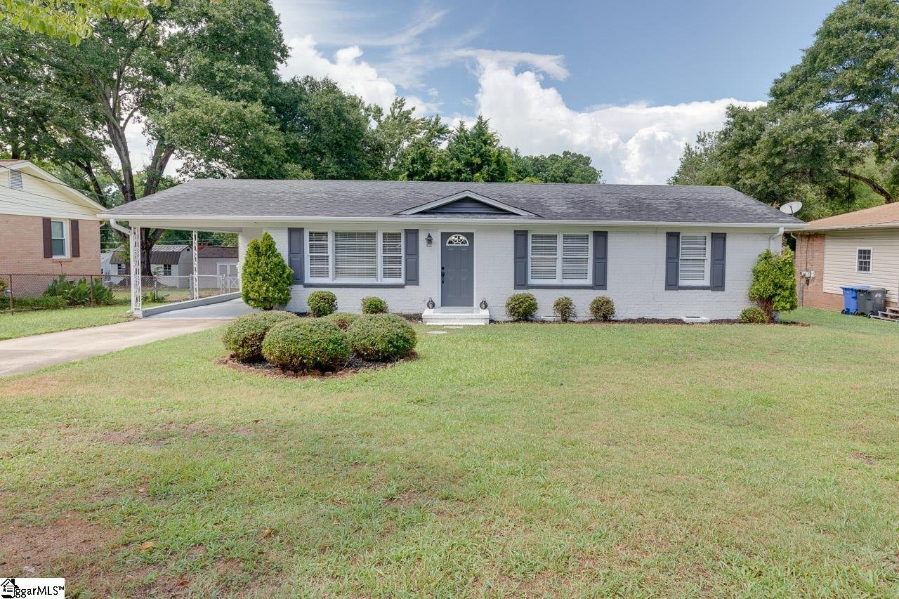 Property image 1 at 104 Leafwood Drive, Taylors, SC 29687