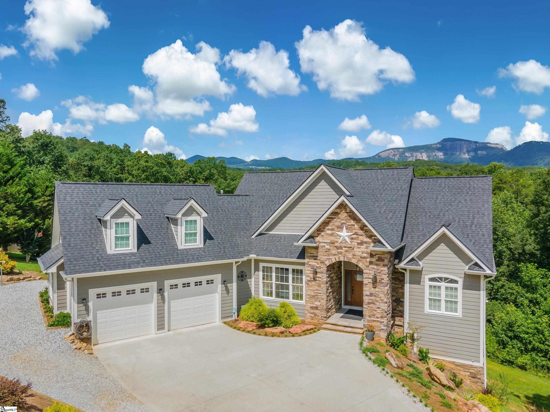 Property image 1 at 104 Wandering Way, Pickens, SC 29671-8015