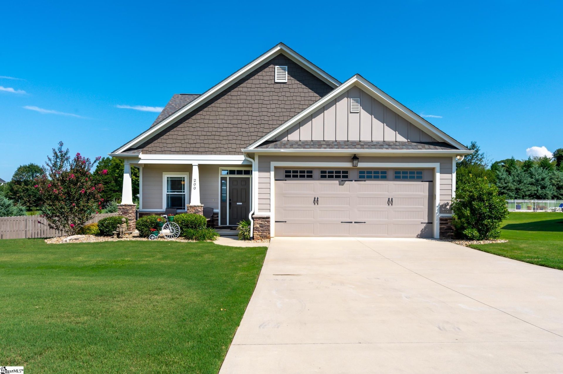 Property image 1 at 200 Kirklen Lane, Taylors, SC 29687