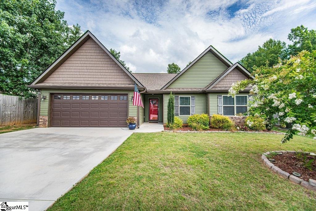 Property image 1 at 5 Caulfield Court, Fountain Inn, SC 29644