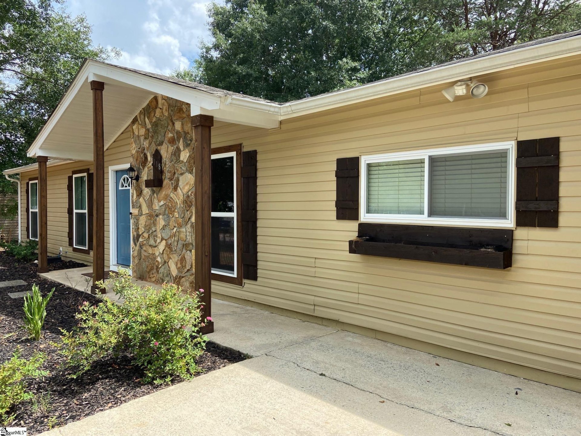 Property image 1 at 118 Osmond Drive, Taylors, SC 29687