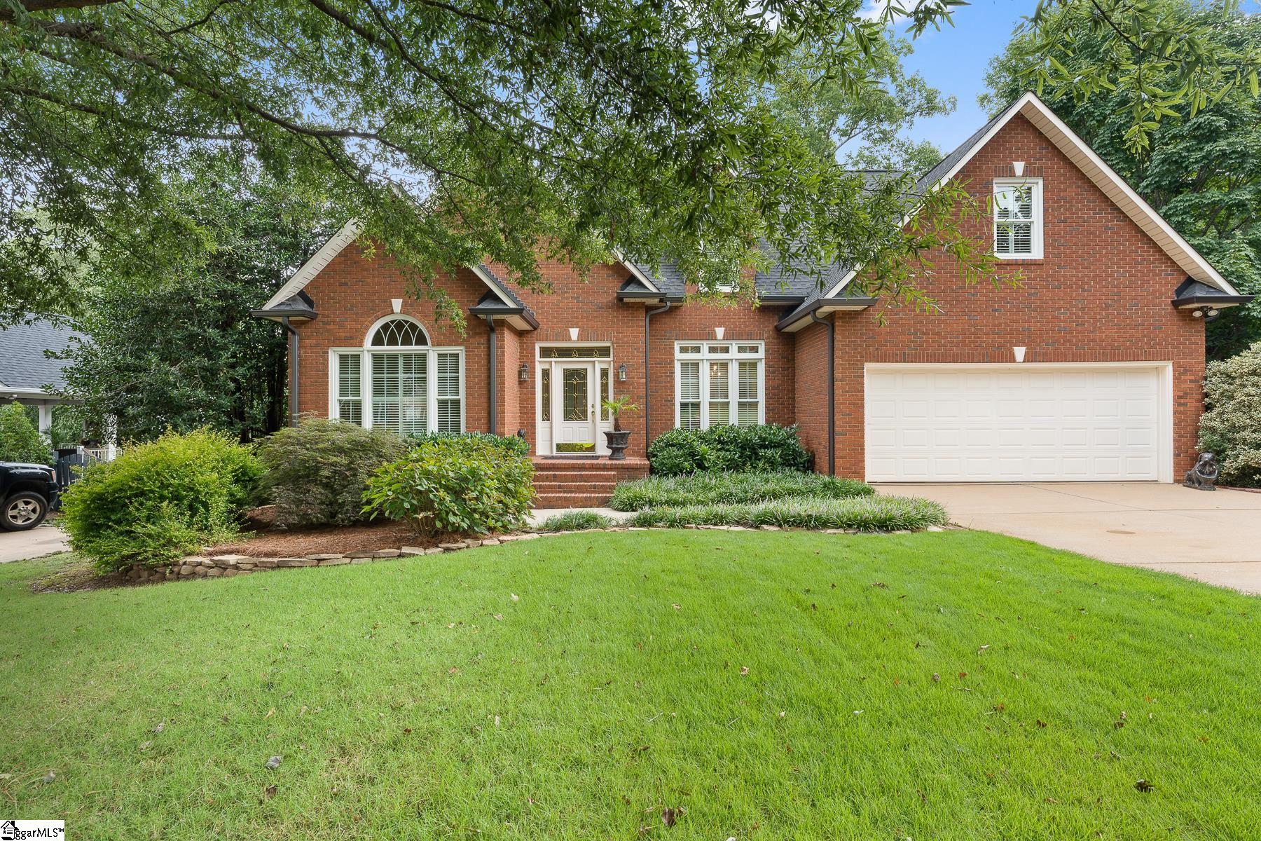 Property image 1 at 9 Lauriston Place, Greer, SC 29650