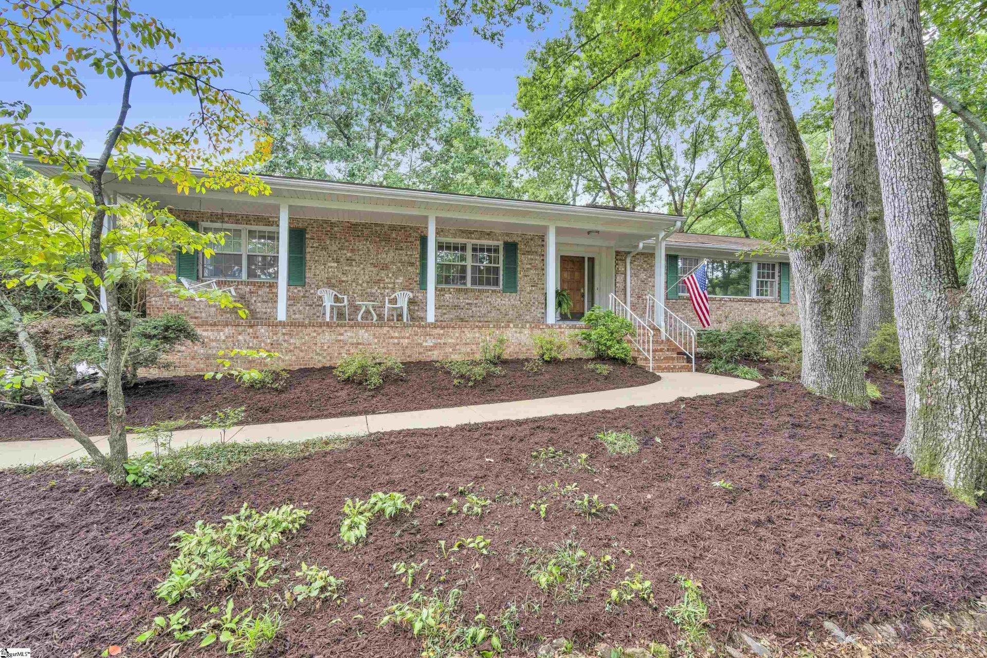 Property image 1 at 8 Rockmont Road, Greenville, SC 29615