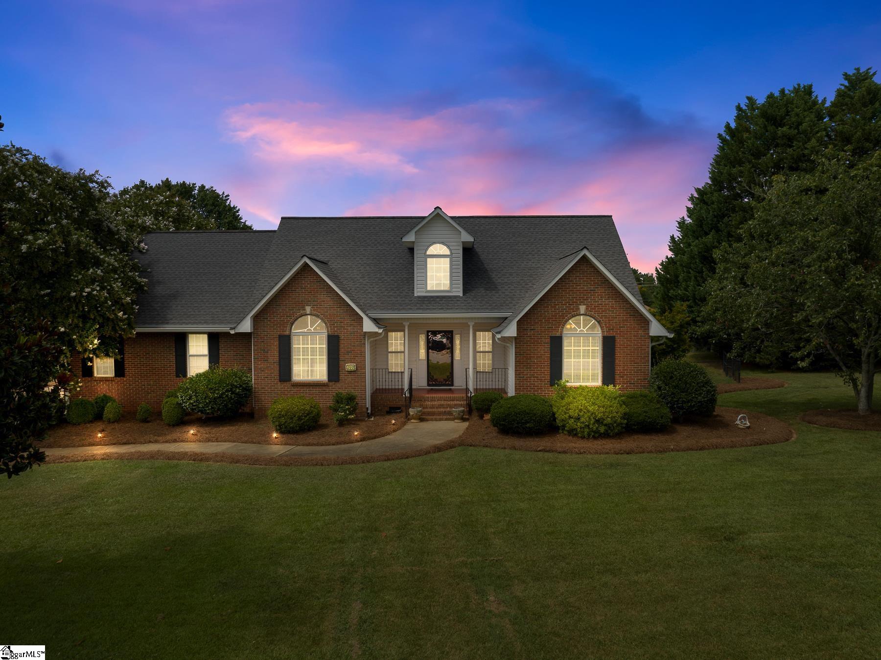 Property image 1 at 310 W Autumn Ridge Road, Moore, SC 29369