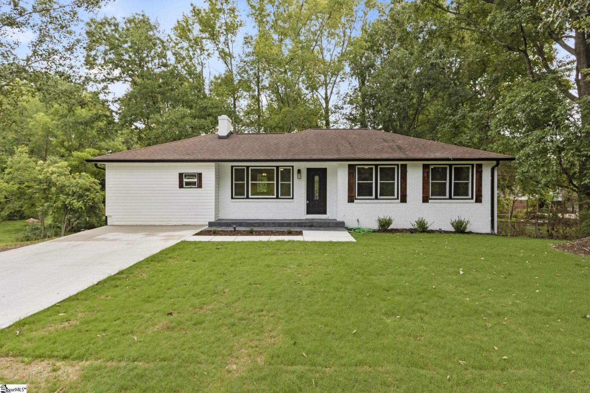Property image 1 at 601 S D Street, Easley, SC 29640