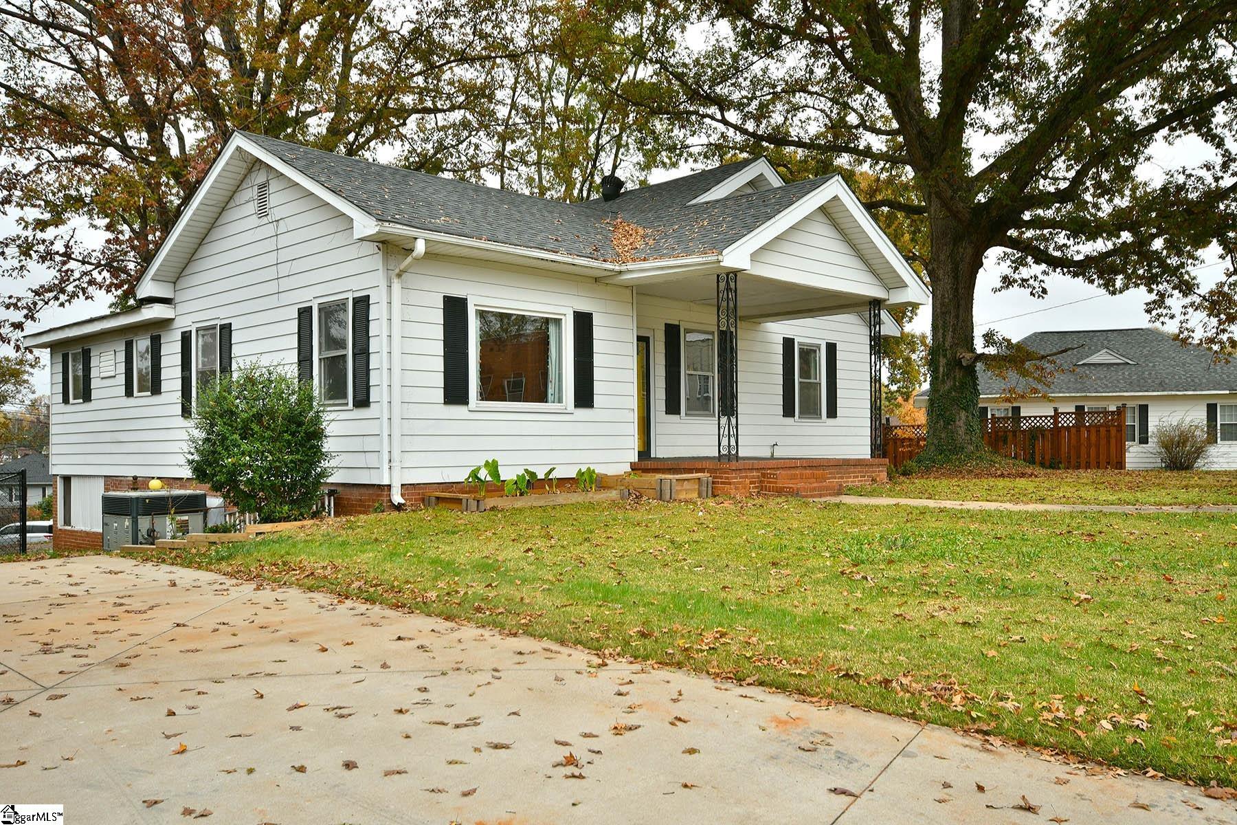 Property image 1 at 1 Spartanburg Road, Lyman, SC 29365