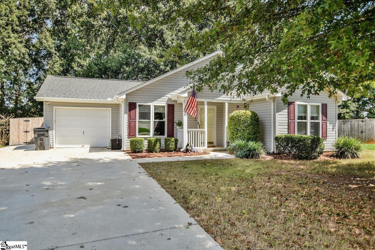 Property image 1 at 6 Kenai Court, Greenville, SC 29605