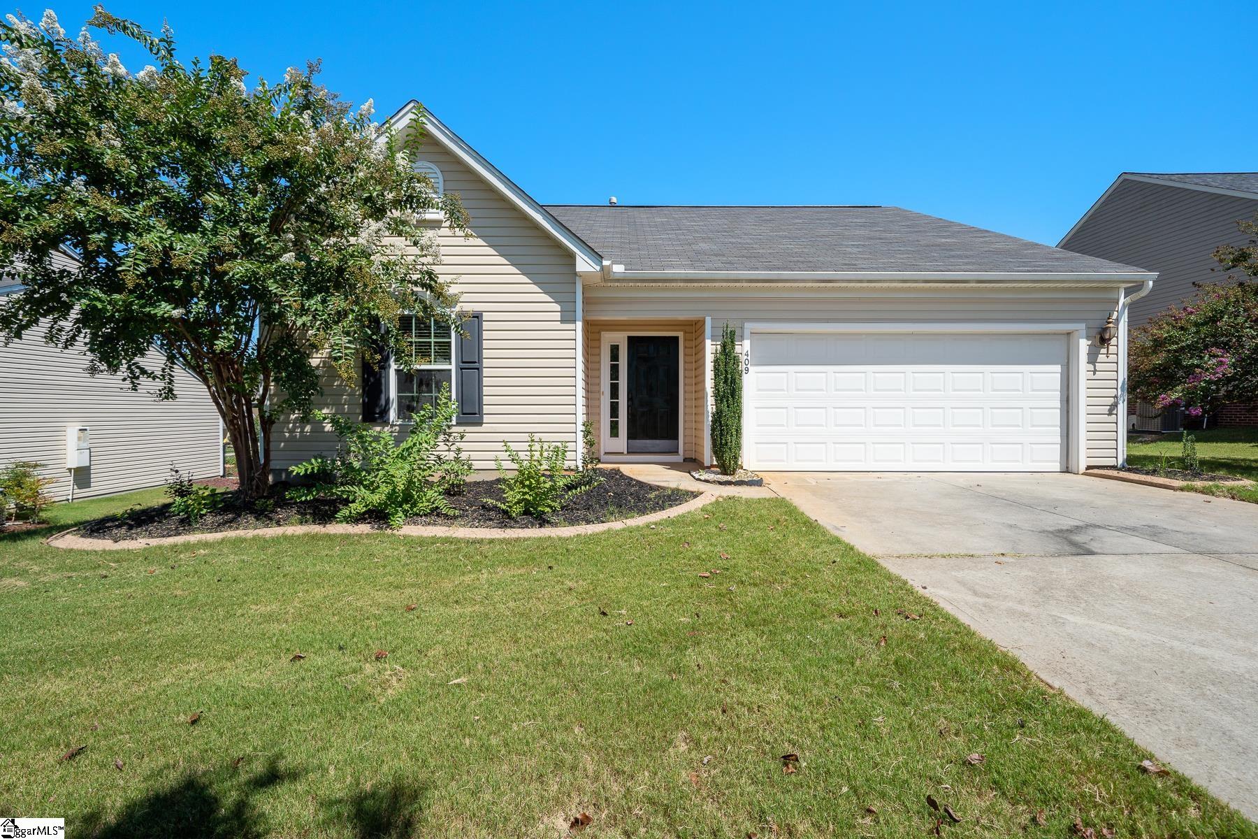 Property image 1 at 409 Sweeny Court, Boiling Springs, SC 29316-6253