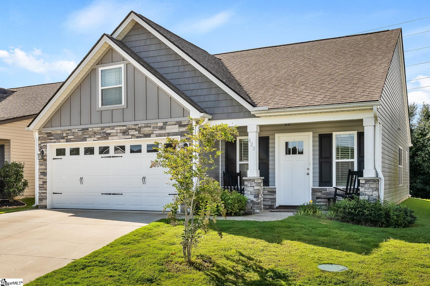 Property image 1 at 620 Thomas Edwards Lane, Greer, SC 29651