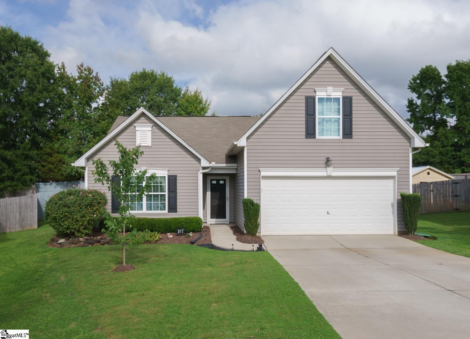 Property image 1 at 317 Engelmann Lane, Simpsonville, SC 29680