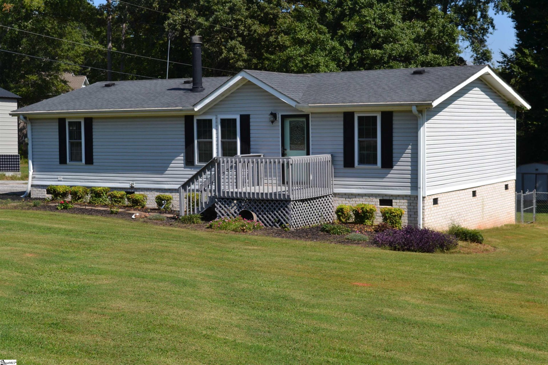 Property image 1 at 100 Manchester Avenue, Piedmont, SC 29673-9187