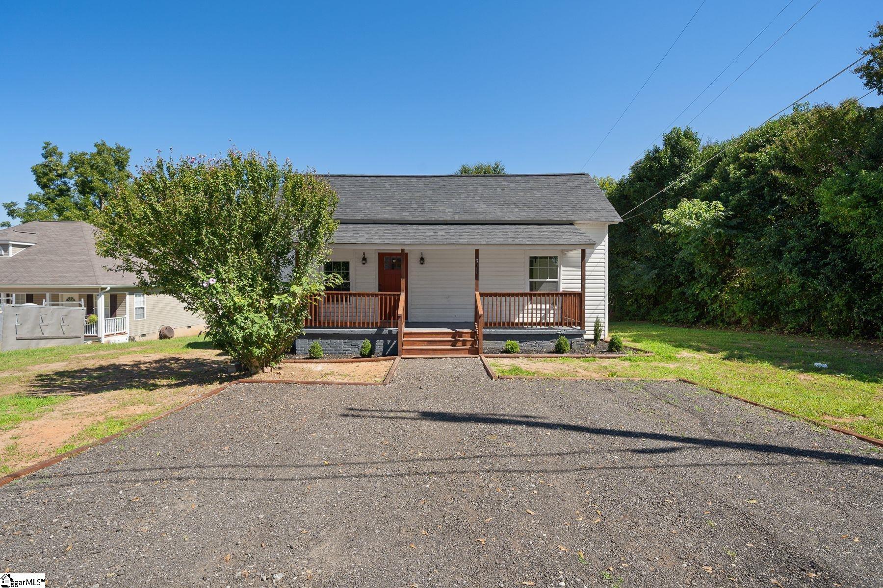 Property image 1 at 311 W Beattie Street, Liberty, SC 29657