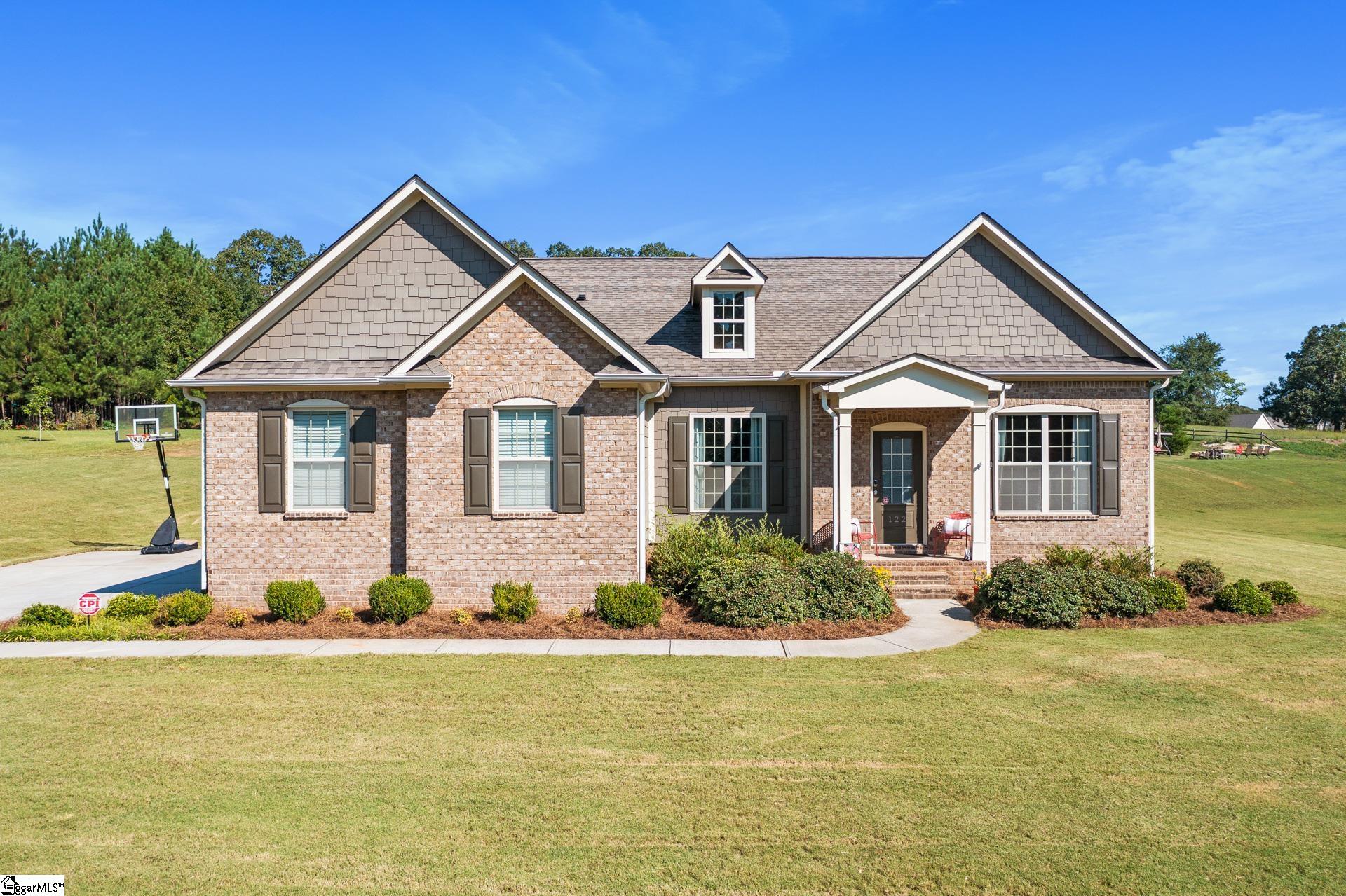 Property image 1 at 122 Burberry Drive, Williamston, SC 29697