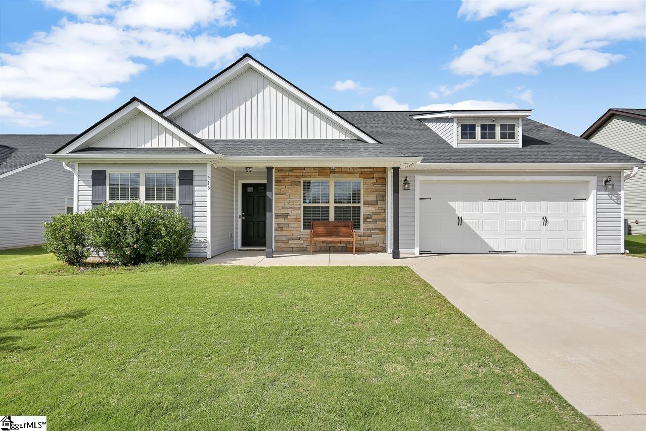 Property image 1 at 415 Peaksview Drive, Simpsonville, SC 29681