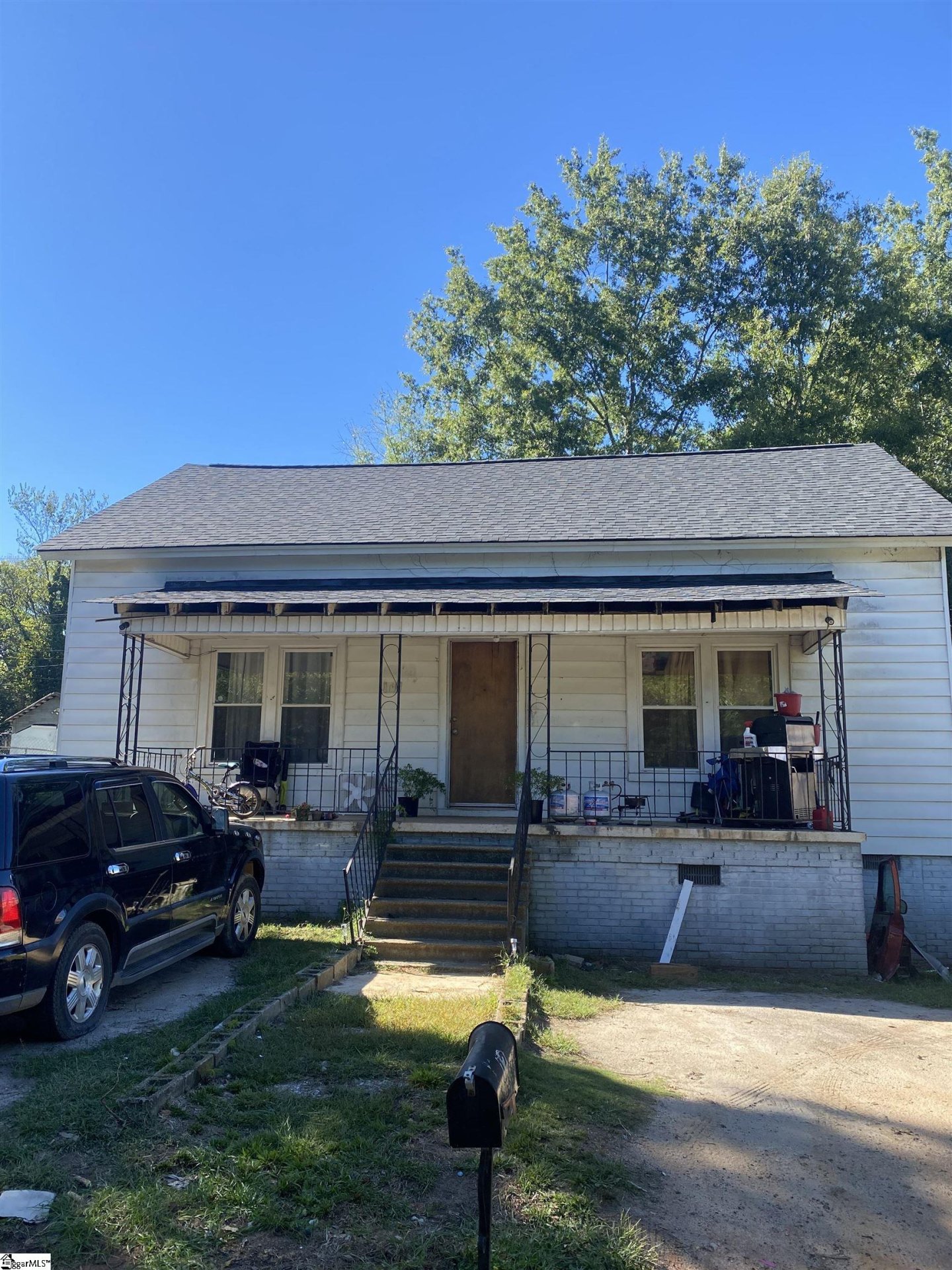 Property image 1 at 12 2nd Street, Greenville, SC 29611