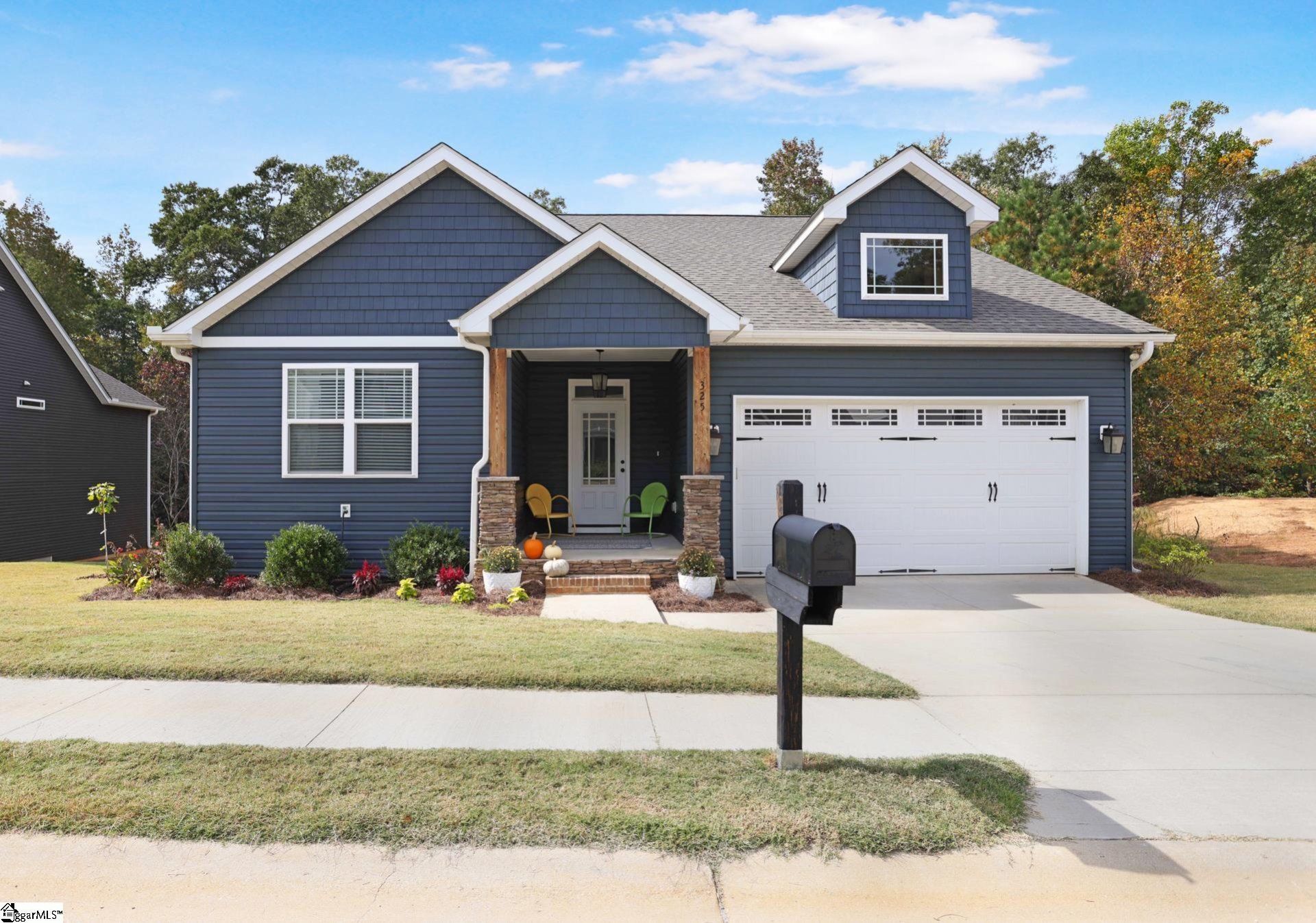 Property image 1 at 325 Brenleigh Court, Simpsonville, SC 29680