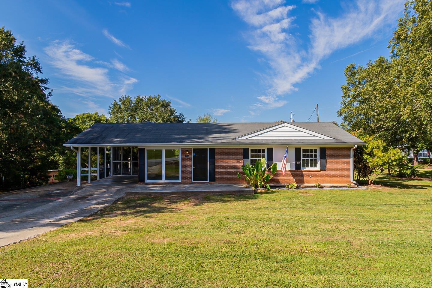 Property image 1 at 105 Stella Avenue, Greenville, SC 29609