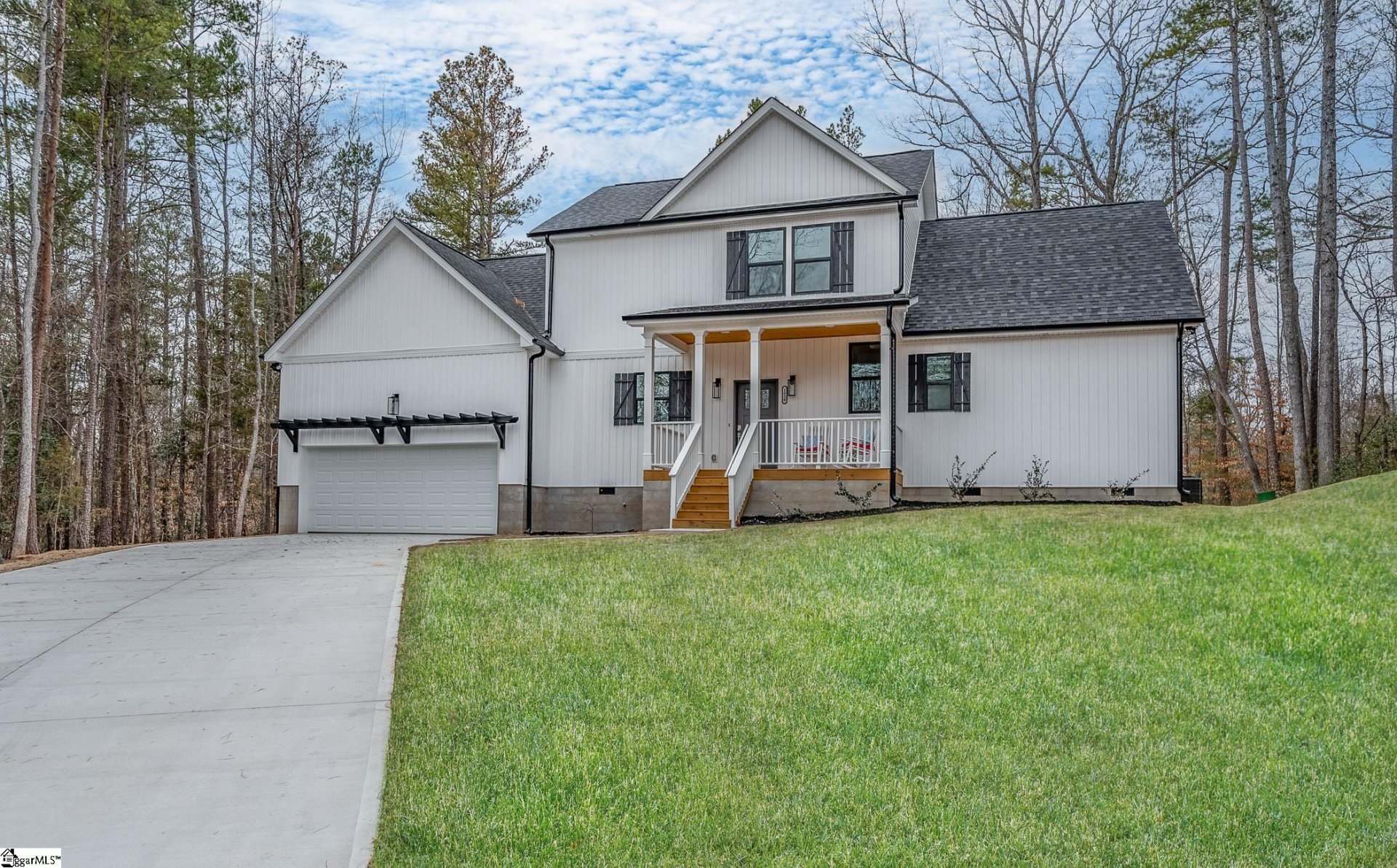 Property image 1 at 1050 Grandwood Boulevard, Gray Court, SC 29645